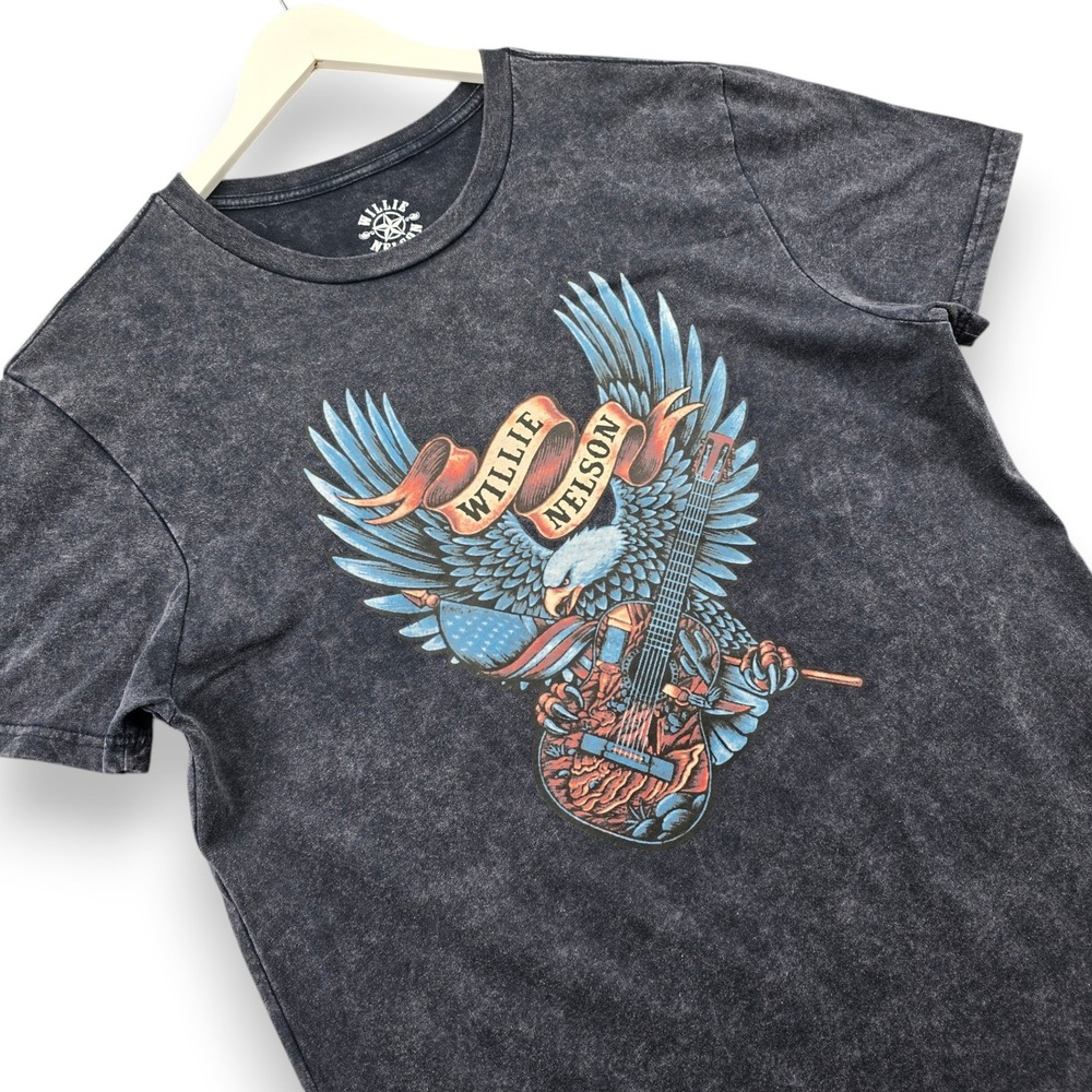 Willie Nelson Shirt Mens M Gray Mineral Wash Eagle Guitar Graphic Tee Cotton